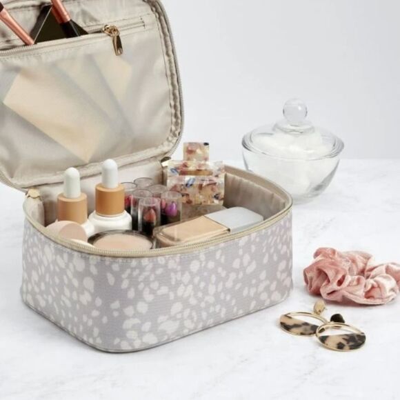 Tartan & Twine Leopord Beige Cosmetic Box - Picture 4 of 9